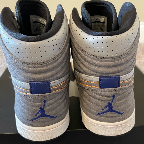 Jordan 1 Retro 93 Wolf Grey Orange - Picture 3 of 10